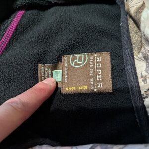 Roper camouflage vest